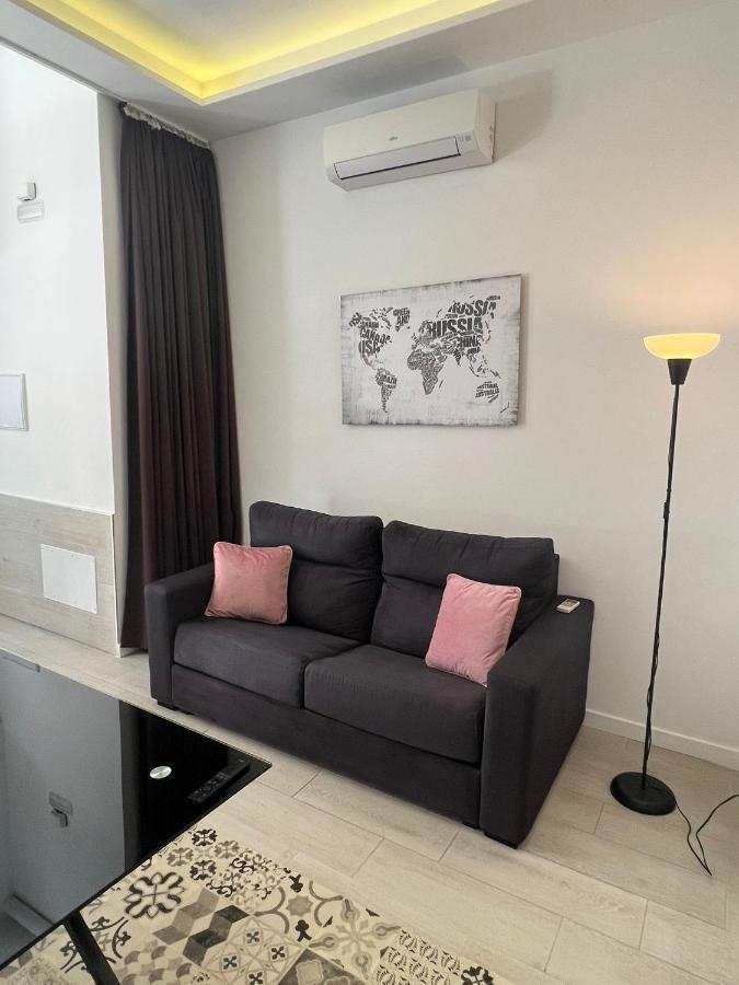 Estupendo Piso A 3 Min Estacion De Tren Maria Zambrano Y Bus Apartment Malaga Exterior photo